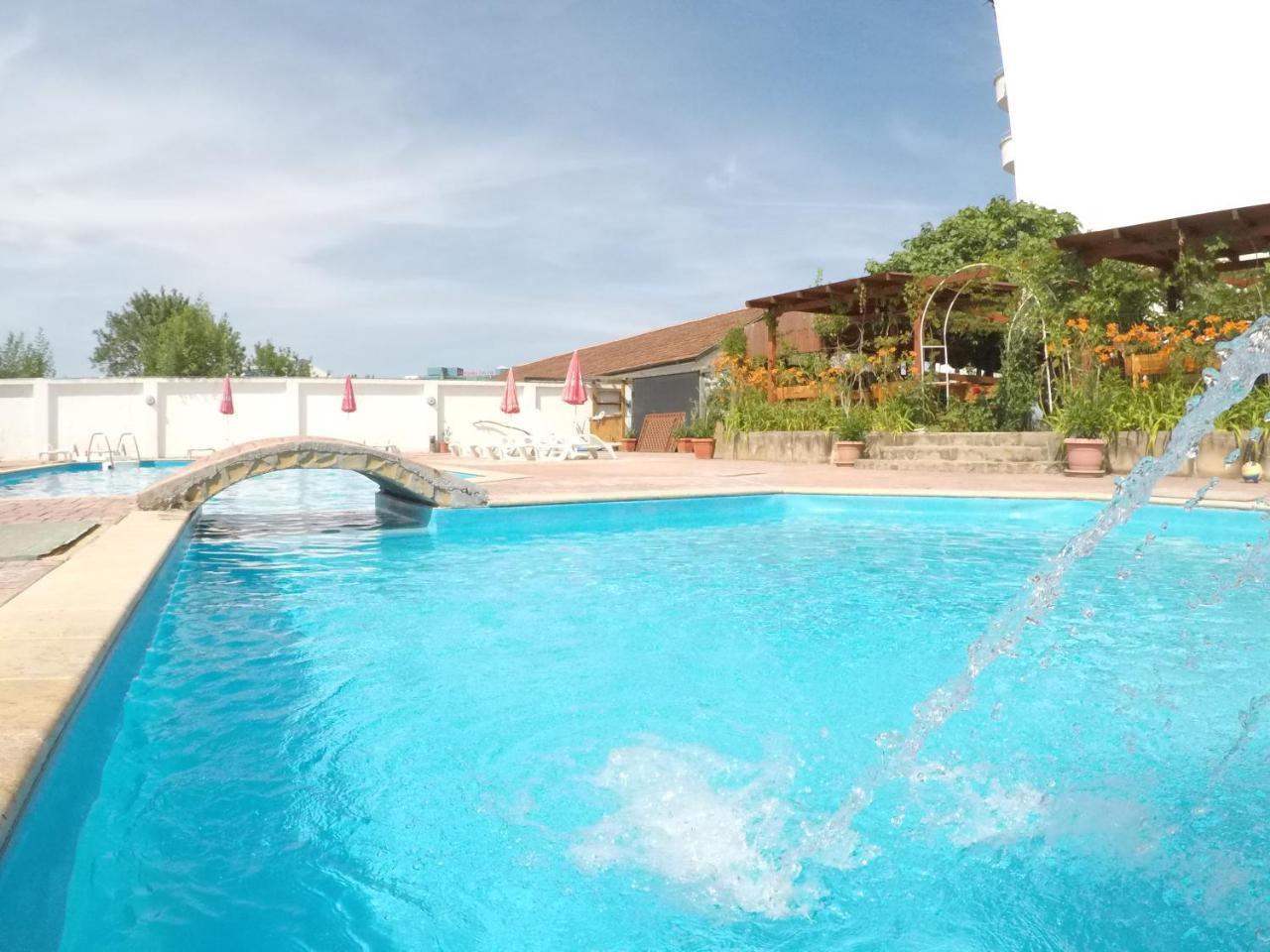 Alba Family Club Hotel Primorsko Extérieur photo