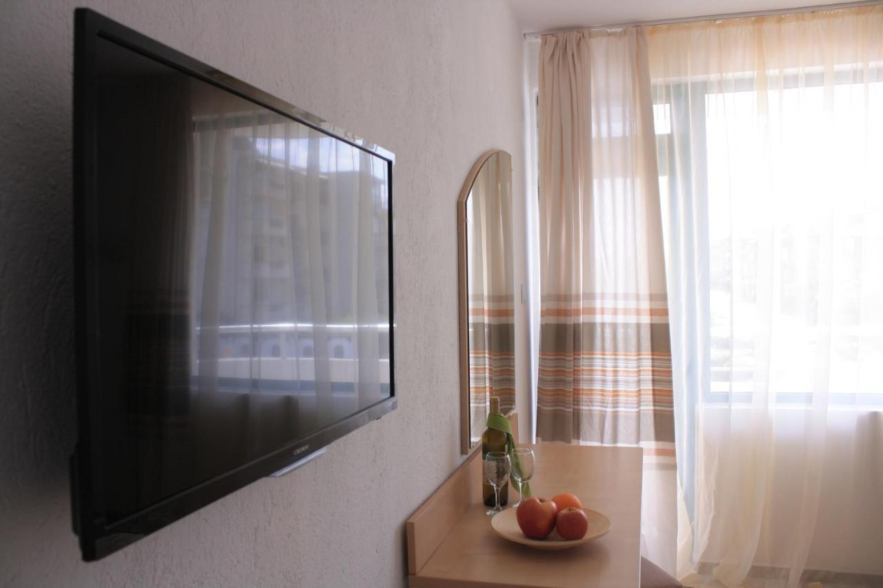 Alba Family Club Hotel Primorsko Extérieur photo
